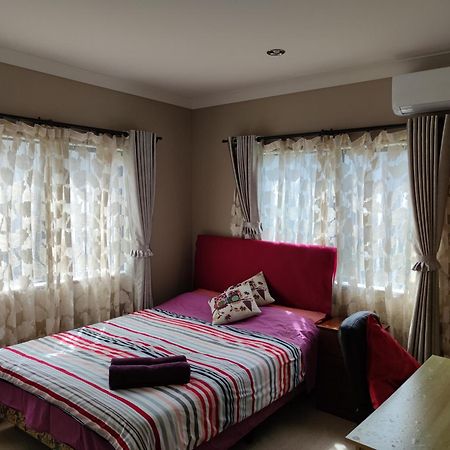 אוקלנד Monique'S Rose Room Prvt Bthrm Ac Tv חדר תמונה