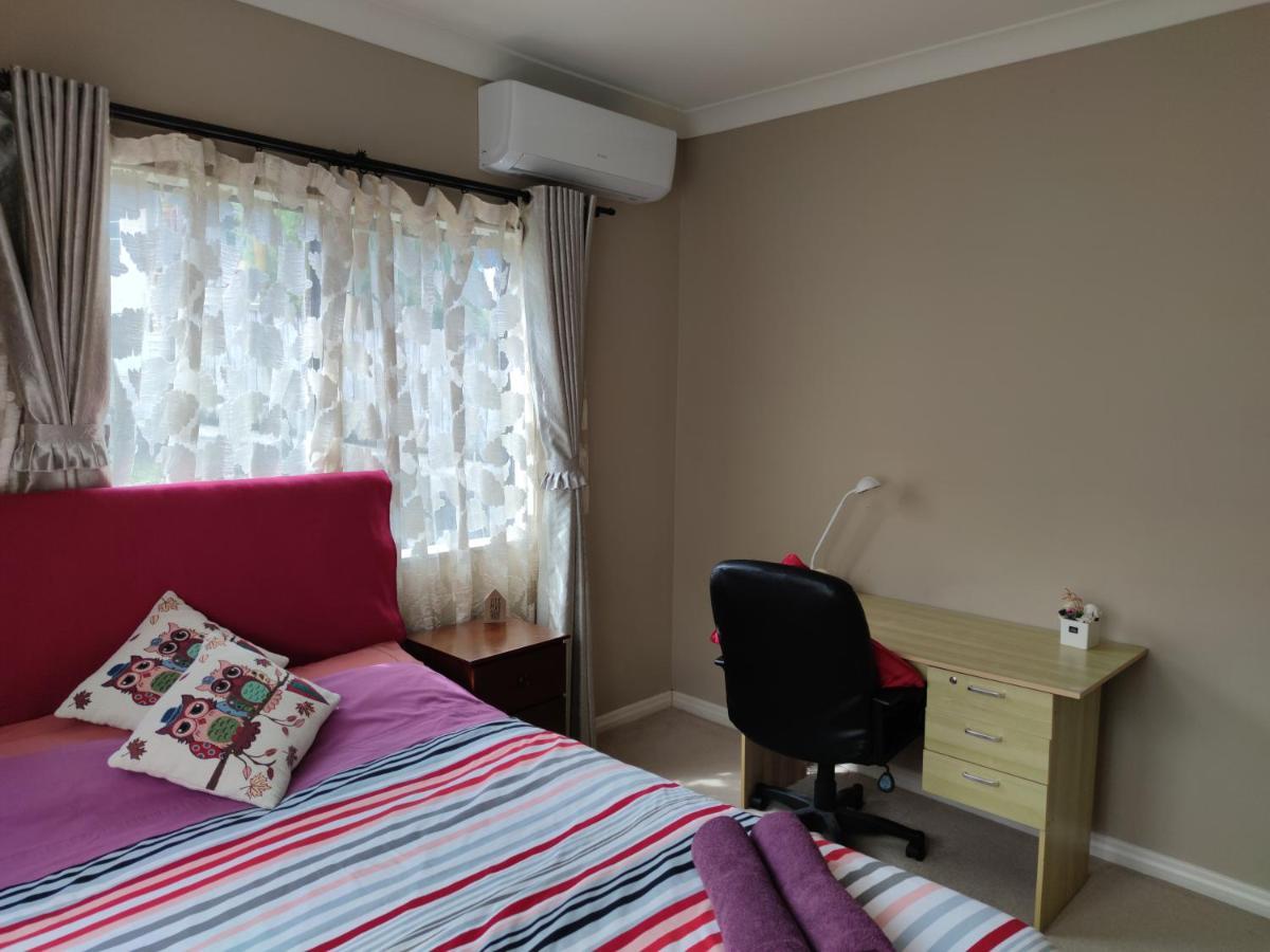 אוקלנד Monique'S Rose Room Prvt Bthrm Ac Tv מראה חיצוני תמונה