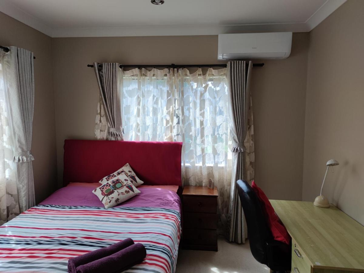 אוקלנד Monique'S Rose Room Prvt Bthrm Ac Tv חדר תמונה